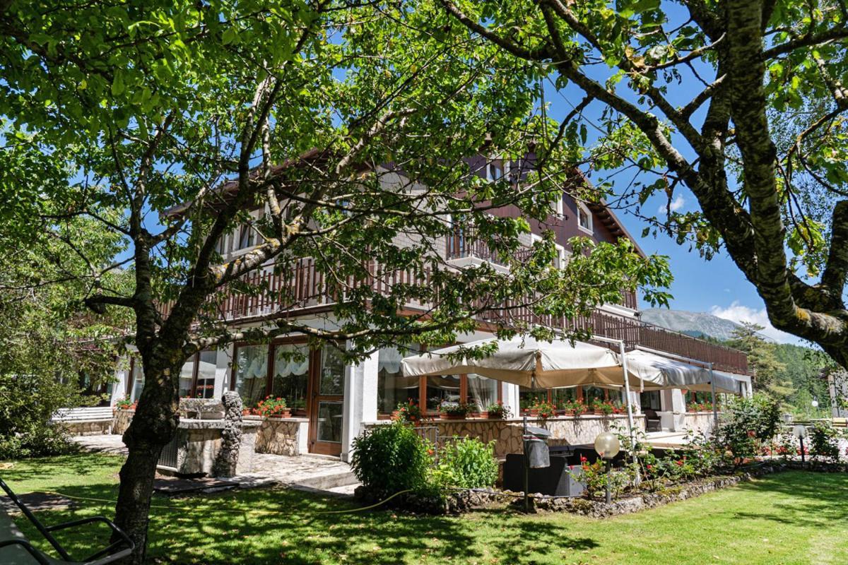 Hotel Edelweiss Pescasseroli Esterno foto