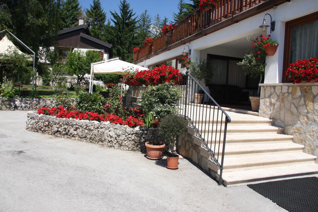 Hotel Edelweiss Pescasseroli Esterno foto