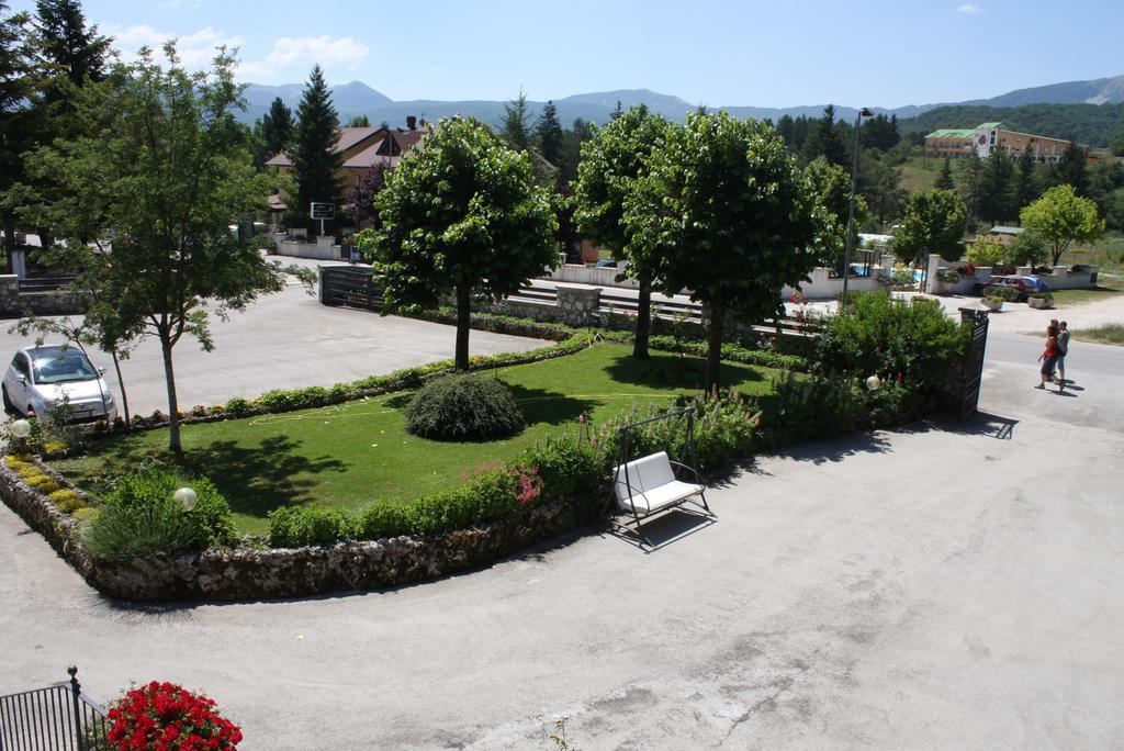 Hotel Edelweiss Pescasseroli Esterno foto