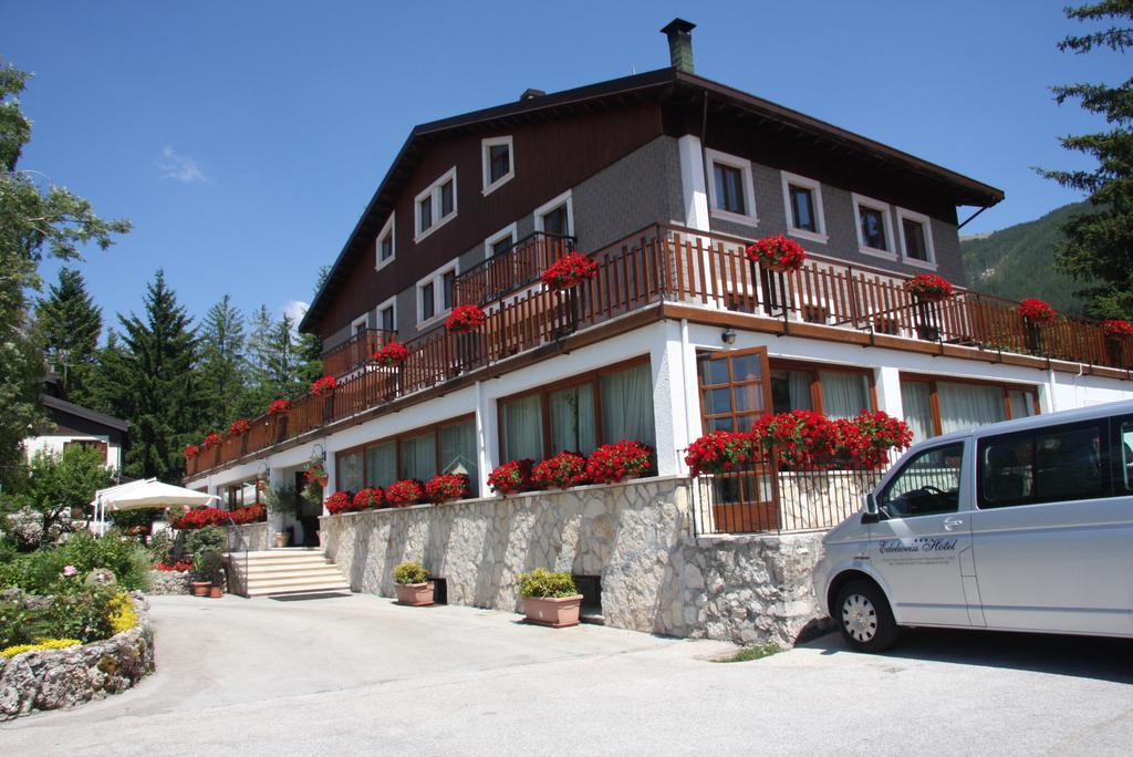 Hotel Edelweiss Pescasseroli Esterno foto